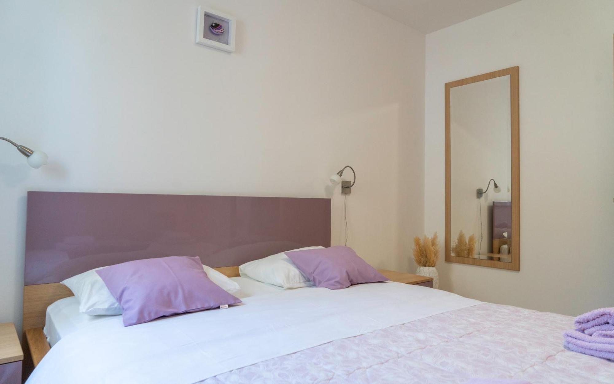 Apartments Lila Cres Habitación foto
